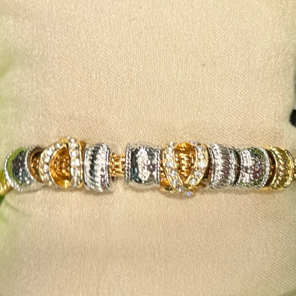 NWT ⚜️💖⚜️ House of Harlow 1960 gorgeous golden and silver tone bracelet - Picture 14 of 15